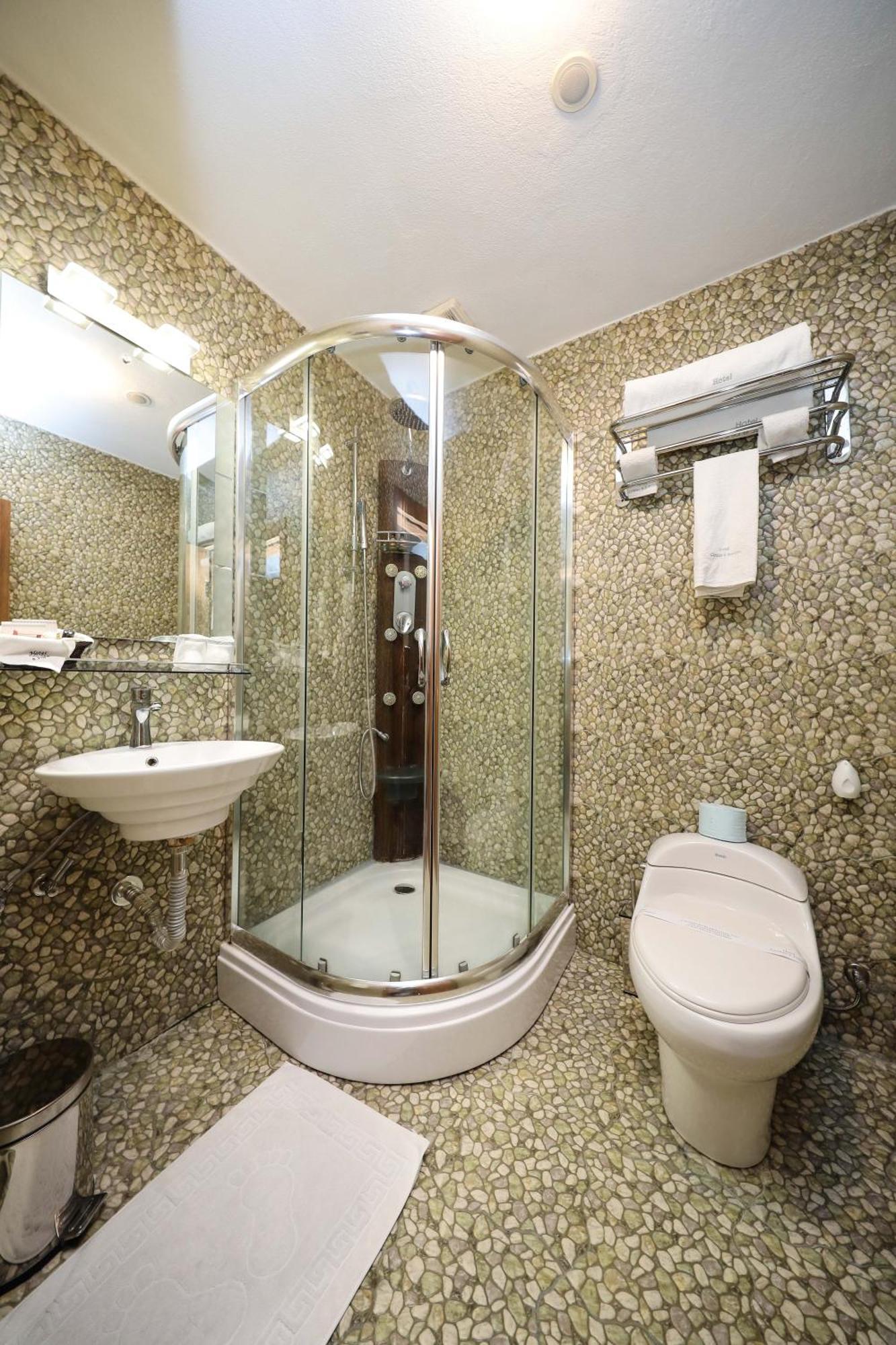 Hotel Carshia E Jupave Gjakova ภายนอก รูปภาพ