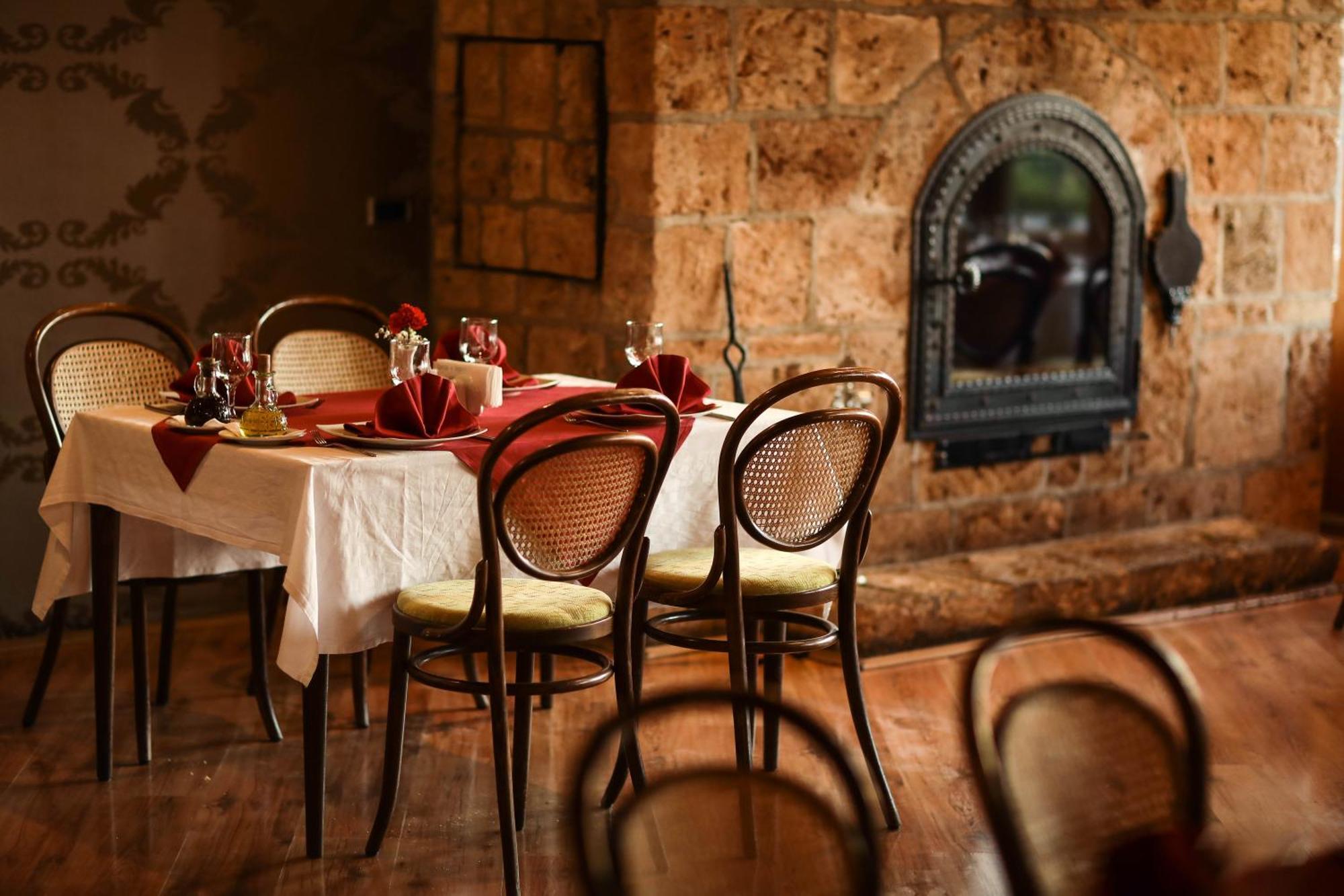 Hotel Carshia E Jupave Gjakova ภายนอก รูปภาพ