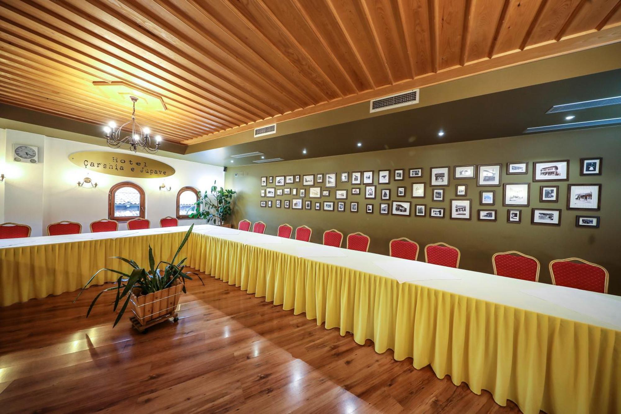 Hotel Carshia E Jupave Gjakova ภายนอก รูปภาพ