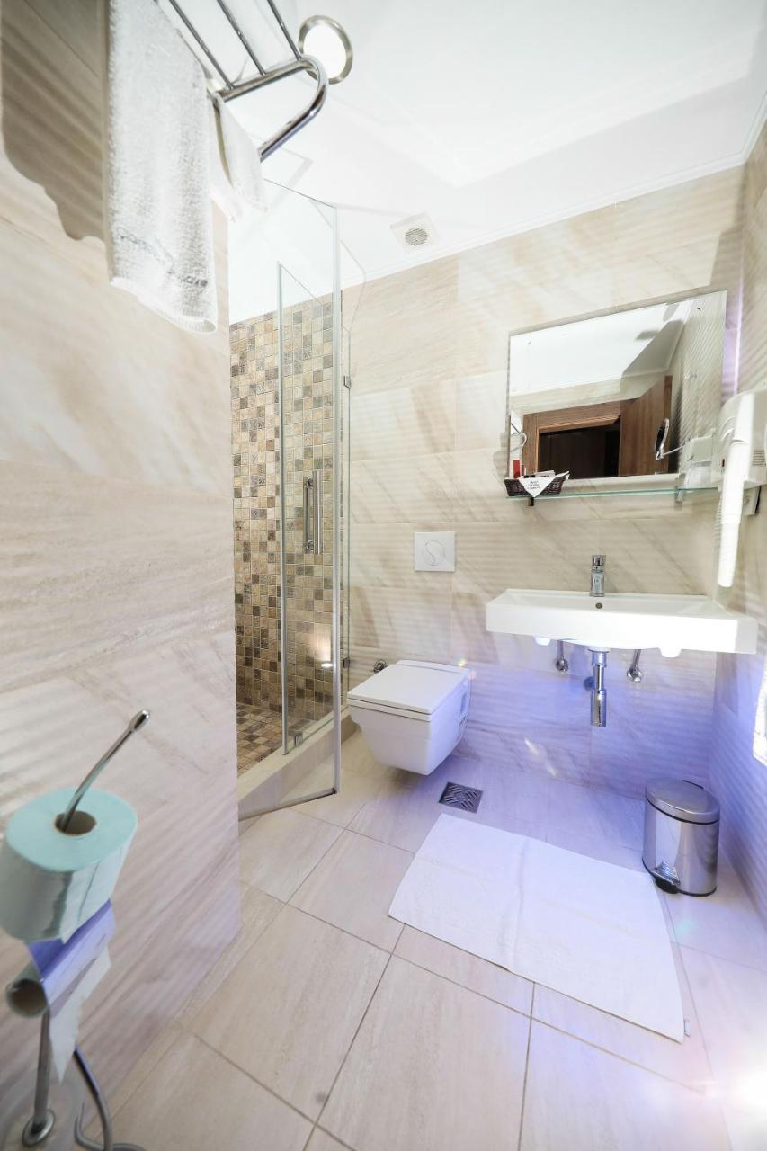 Hotel Carshia E Jupave Gjakova ภายนอก รูปภาพ