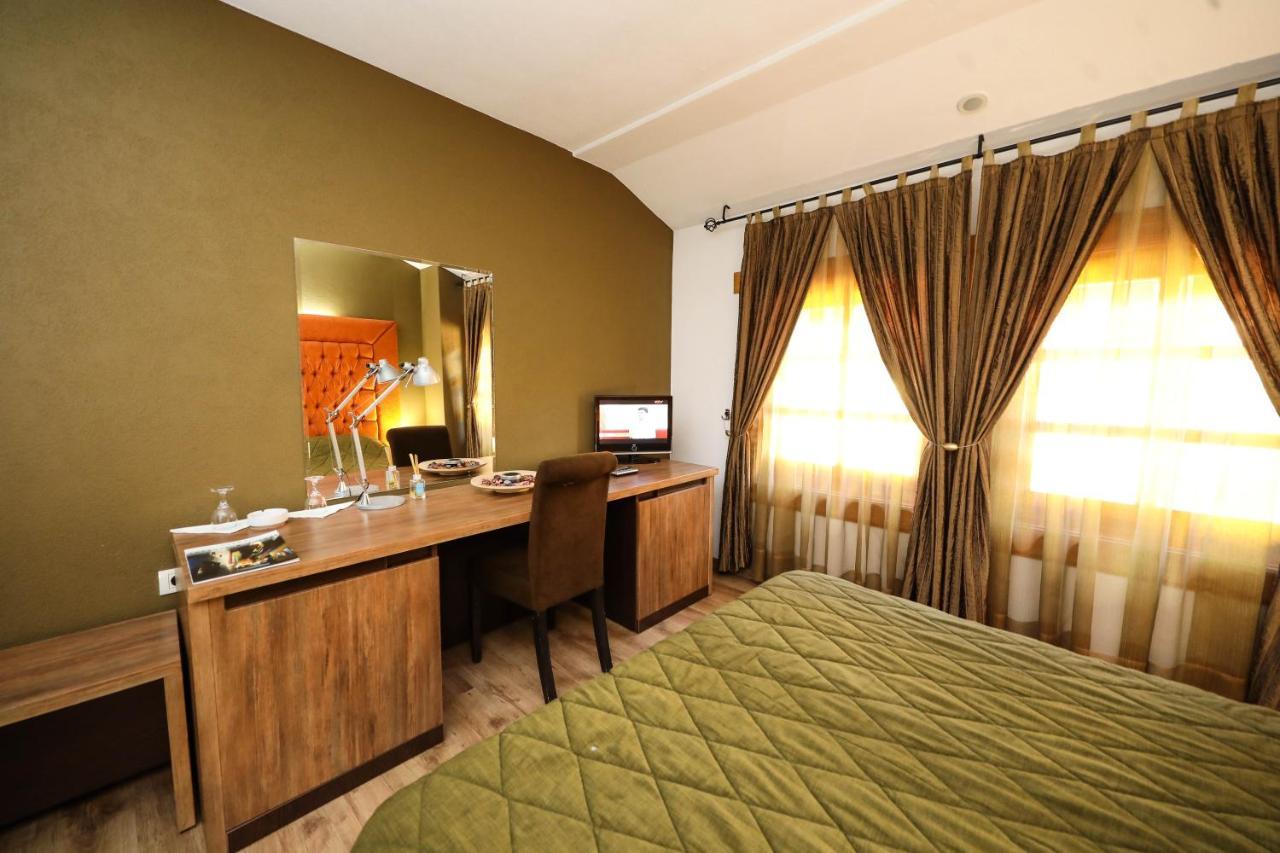 Hotel Carshia E Jupave Gjakova ภายนอก รูปภาพ